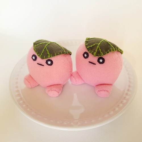 桜もち(ミニサイズ)のぬいぐるみ ぬいぐるみ くろまるファクトリー