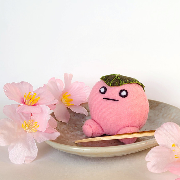 桜もち(ミニサイズ)のぬいぐるみ ぬいぐるみ くろまるファクトリー