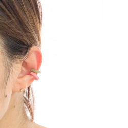 軽い/スプリングカラーのイヤーカフ/3点セット/ポリマークレイ/金属以外 7枚目の画像