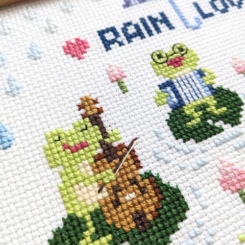 クロスステッチキット【「雨大好き！】ケロケロバンド / カレンダー