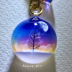 空レジン-鮮やかな夜空 キーホルダー 春/透明感/プレゼント/雲