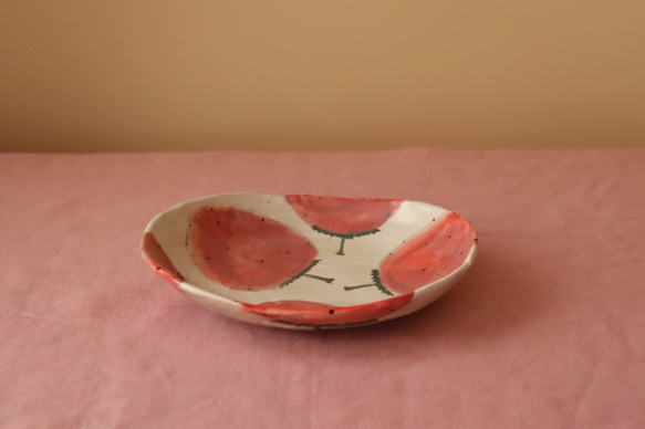 　粉引き赤いいちごオーバルケーキ皿。 2枚目の画像