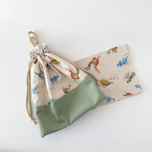 ハンドメイド⭐︎給食セット 21. 緑きょうりゅう