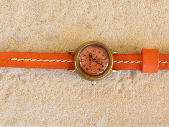 手作り腕時計　Via Flaminia(マンゴー色 & マンゴー色シングル通しベルト) 6枚目の画像