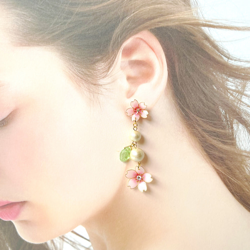 春 桜 揺れる ピンク コットンパール ロング 長め ピアス