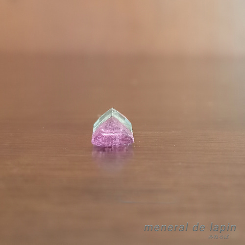 バイカラートルマリン　ルース　天然トルマリン(鑑定書付き) バイカラー トルマリン ルース 3.35カラット 天然石 mineral de