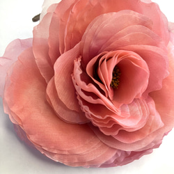 ◇サーモンピンクのバラのコサージュ 3枚目の画像