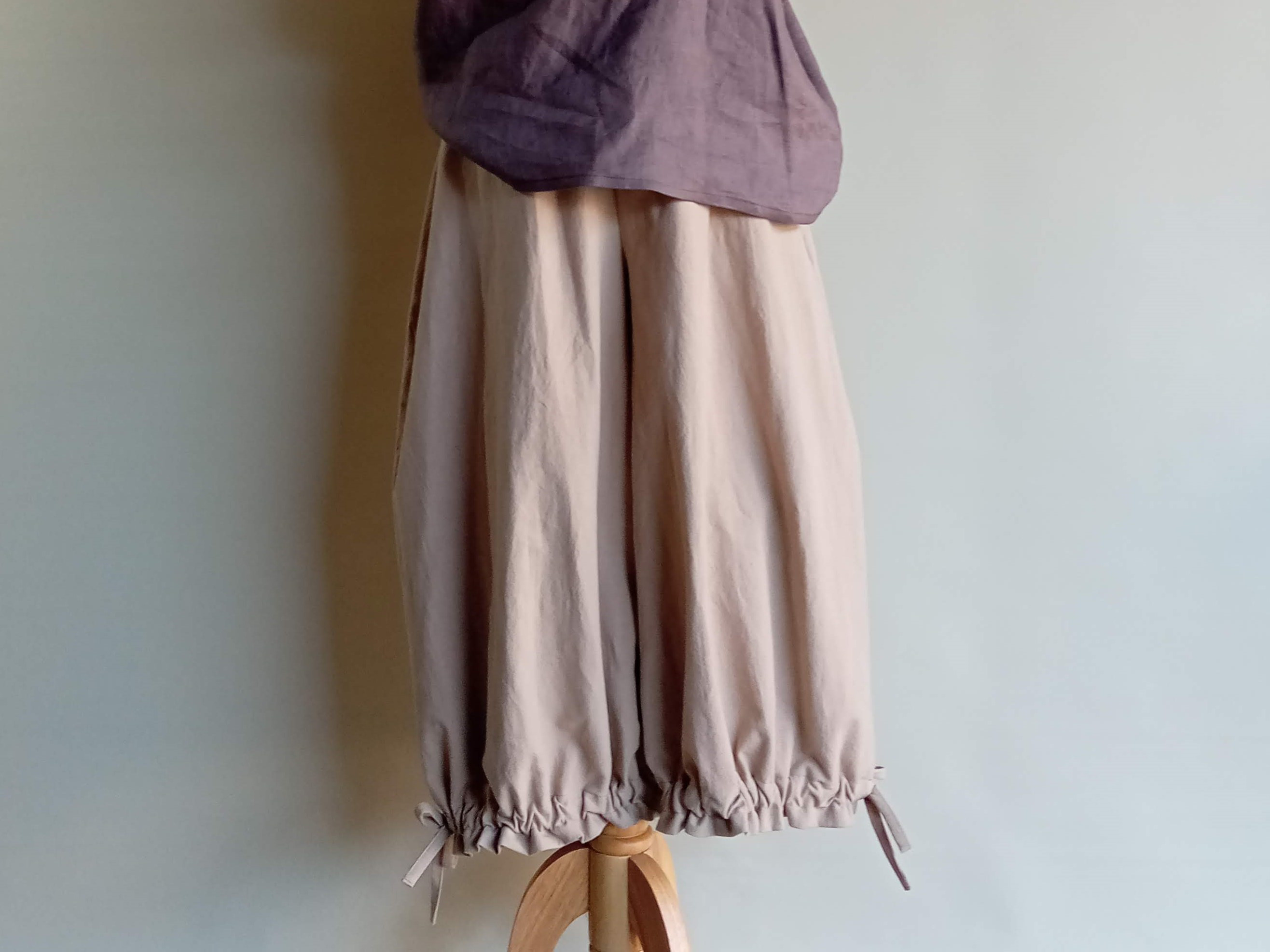 アクティブパンツ（裾リボン仕様）◇ベージュ【やわらかコットンリネン】◇フリーサイズ 6,607円