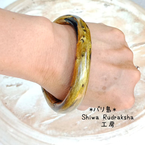 ゴールドウリ】☆オープンタイプ☆バングル(約19cm