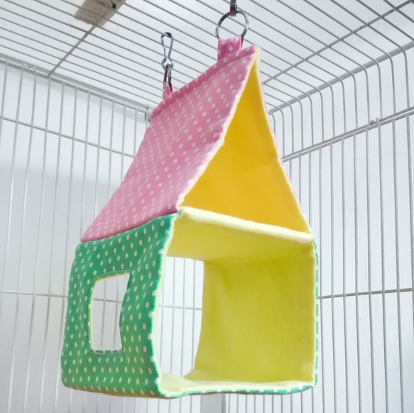 マメルリハ、コザクラインコ、サザナミインコ用（春夏用）Mサイズ すずやか 2階建て バードテント（インコテント 寝床） 2枚目の画像