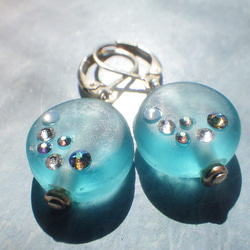 Ocean glass earrings 7枚目の画像