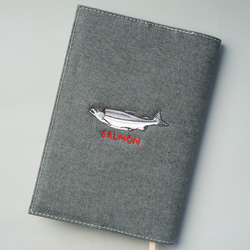 【 四六版 サイズ】ワンポイント刺繍 ブックカバー 日本製 7枚目の画像