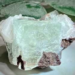 マスタークリスタル ダウ✨虹入り レムリアンシード クリスタル ピンク