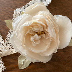 布花 野薔薇のコサージュ フォーマル 染め花 コサージュ Knubana