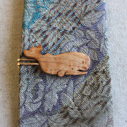 マッコウクジラ木製ネクタイピン 8枚目の画像