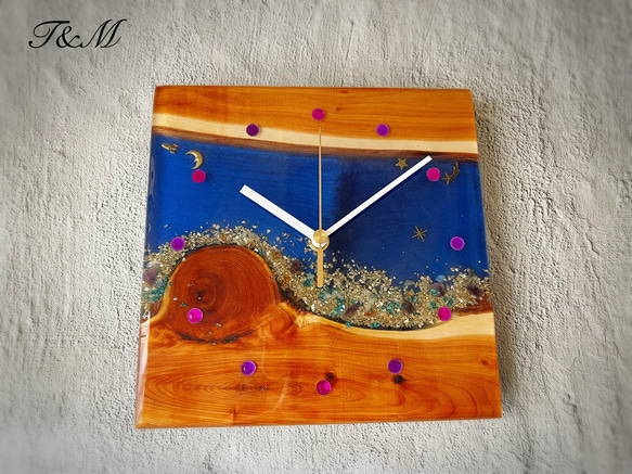 天然石壁掛け　マンハッタンの夜 ウッド レジン 壁掛け時計 (ブルー / 海 / 夜空 / 天然石 ) 【1点もの
