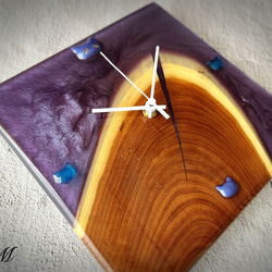 ウッド レジン 壁掛け時計 (パープル / 紫 / 猫 )　【1点もの】 4枚目の画像