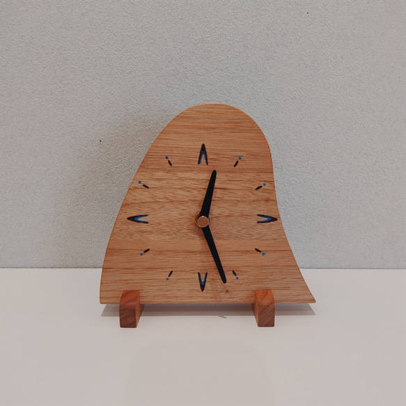 置き･壁掛け兼用 時計　【ギフト対応･名入れ可】　～オニグルミ材～ 1枚目の画像
