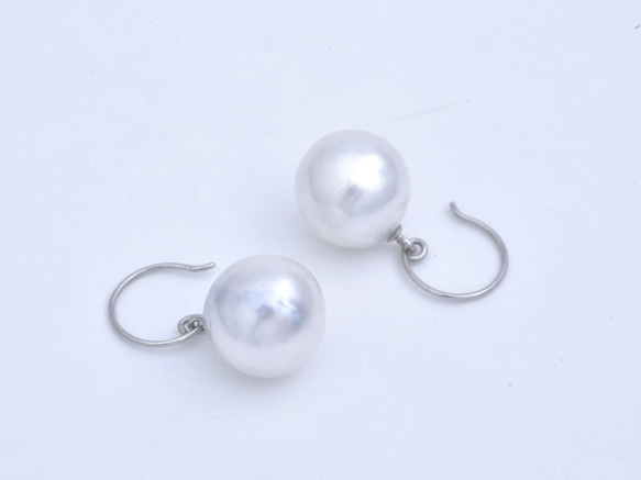 south sea pearl / pt900 pierce 【hook pierce】 3枚目の画像