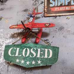 プロペラ機 水上飛行機 模型  OPEN&CLOSED 看板  ハンギングボード  #サインボード  #店舗什器 3枚目の画像