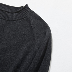 ★現貨★ 一年四季都備受歡迎！超人氣棉質針織系列。簡約時尚，我最愛的深灰色針織衫（230214-5）。 第3張的照片