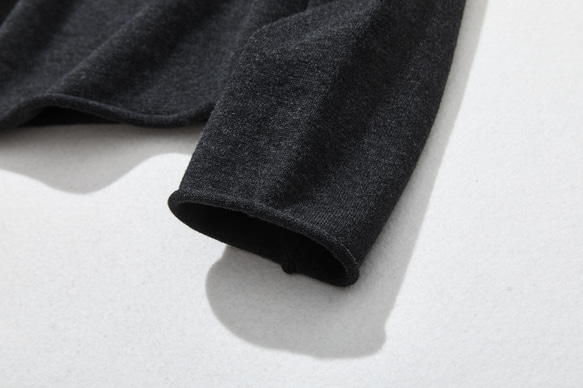 一年四季都可以使用！超人氣棉針織系列 簡約又時尚，我的標準針織深灰色 230214-5 第6張的照片
