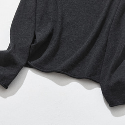 ★現貨★ 一年四季都備受歡迎！超人氣棉質針織系列。簡約時尚，我最愛的深灰色針織衫（230214-5）。 第4張的照片