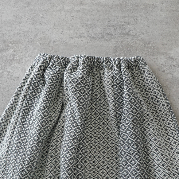四つ目スカート/生成り/三河木綿 刺し子織 
