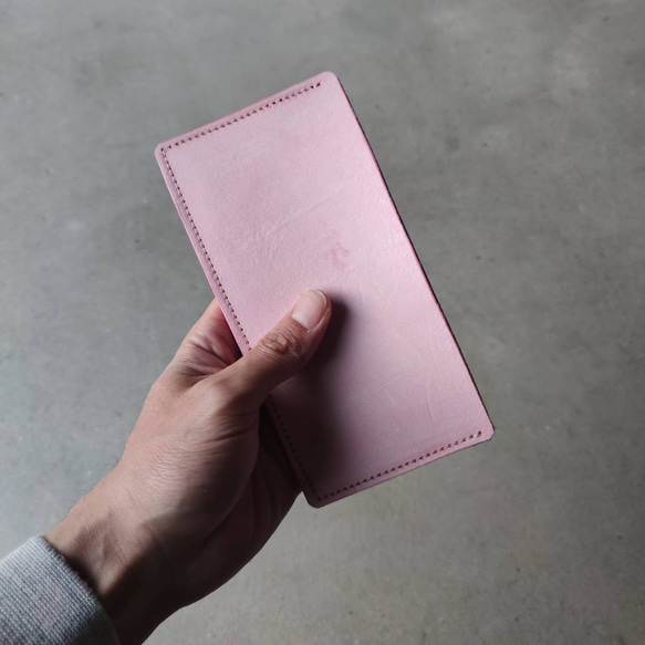 桜ピンクのシンプルな本革財布本革 イタリアンレザー 植物タンニンなめしヌメ革 　財布　札入れ　 2枚目の画像