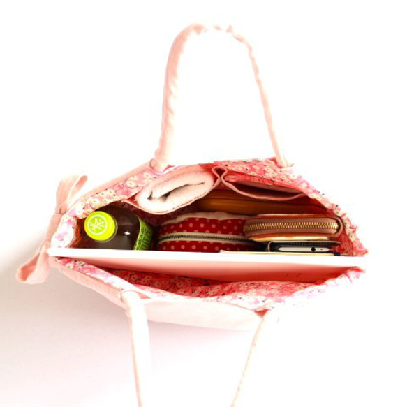 バッグの中で桜が満開♪　リバティのリボンバッグ（受注制作） 5枚目の画像