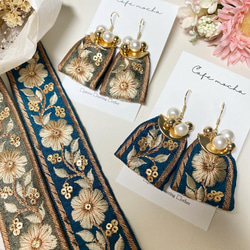 ハンドメイド＊インド刺繍リボン ピアス イヤリング グレイ ピアス