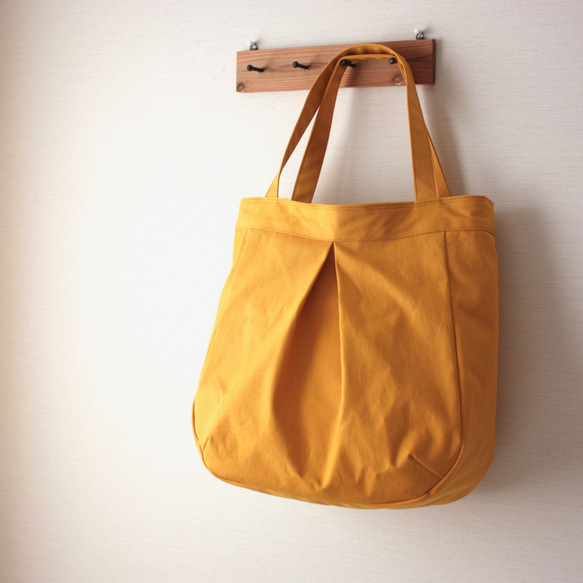 コロンと大きめ帆布トートバッグ（マスタード） 2枚目の画像