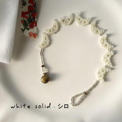 [不符合優惠券/包括 CP 運費] Cat Beads Stitch Bracelet / solid white 白色 第2張的照片