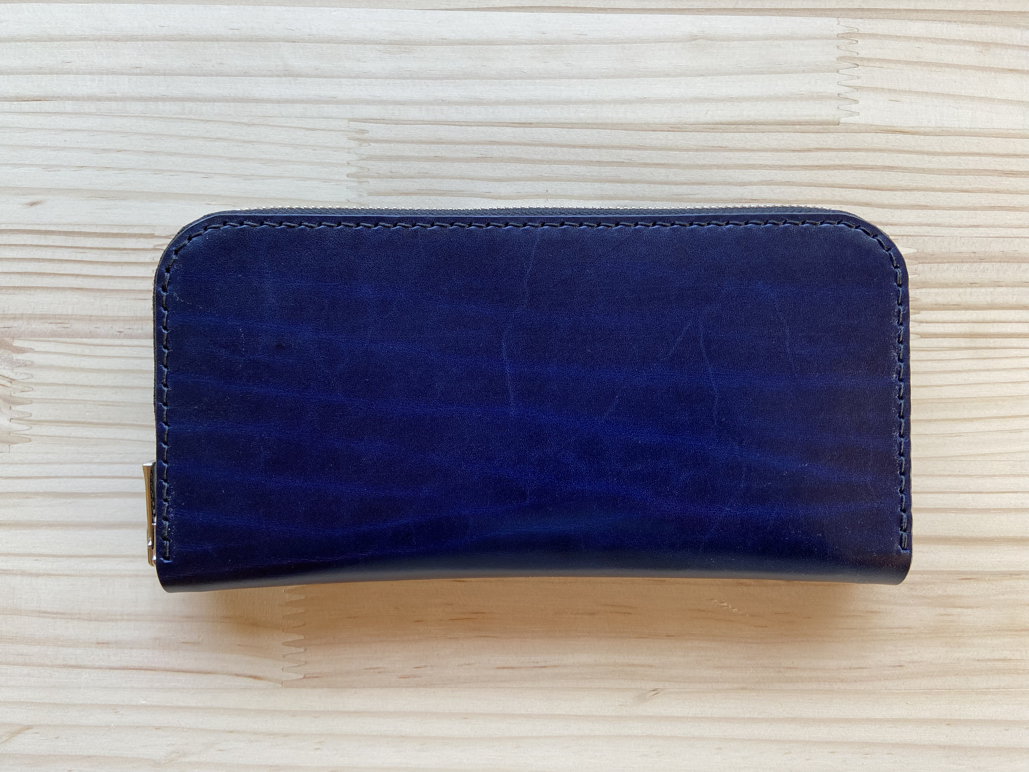 ラウンドファスナー・ルガトー/ブルー