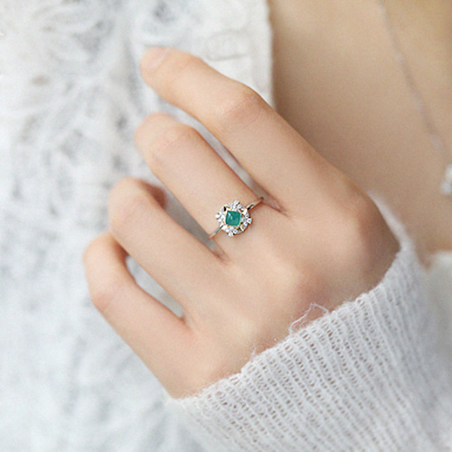 指輪 レディースアクセサリー アンティーク ビンテージ 緑石 18k