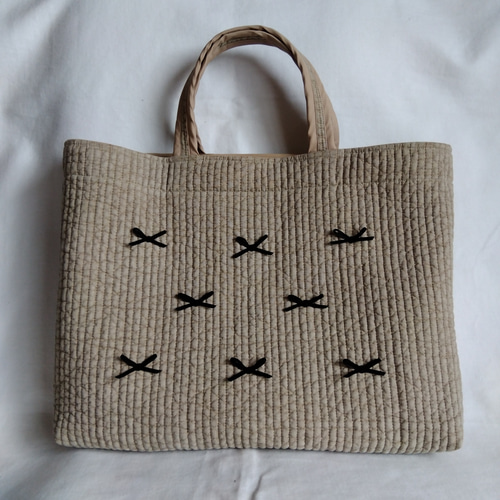 Mojocamar レッスンバッグ　ヌビバッグ Amazon.co.jp: mojocamar モジョカマー 刺繍レッスンバッグ 完売