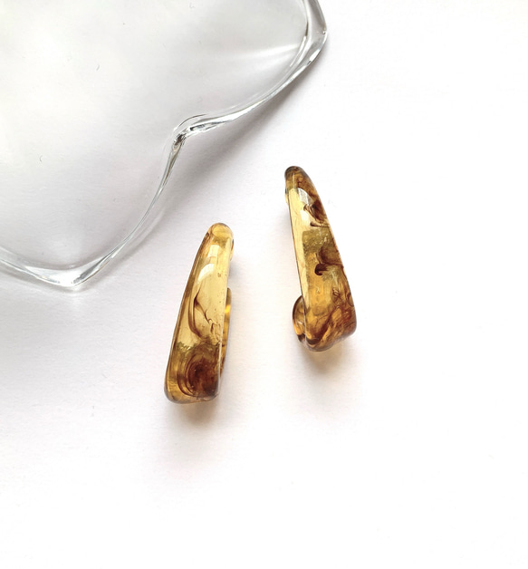 ❤️再販セット❤️  べっ甲カラー　樹脂　イヤーカフ　　　　両耳用♪ 1枚目の画像