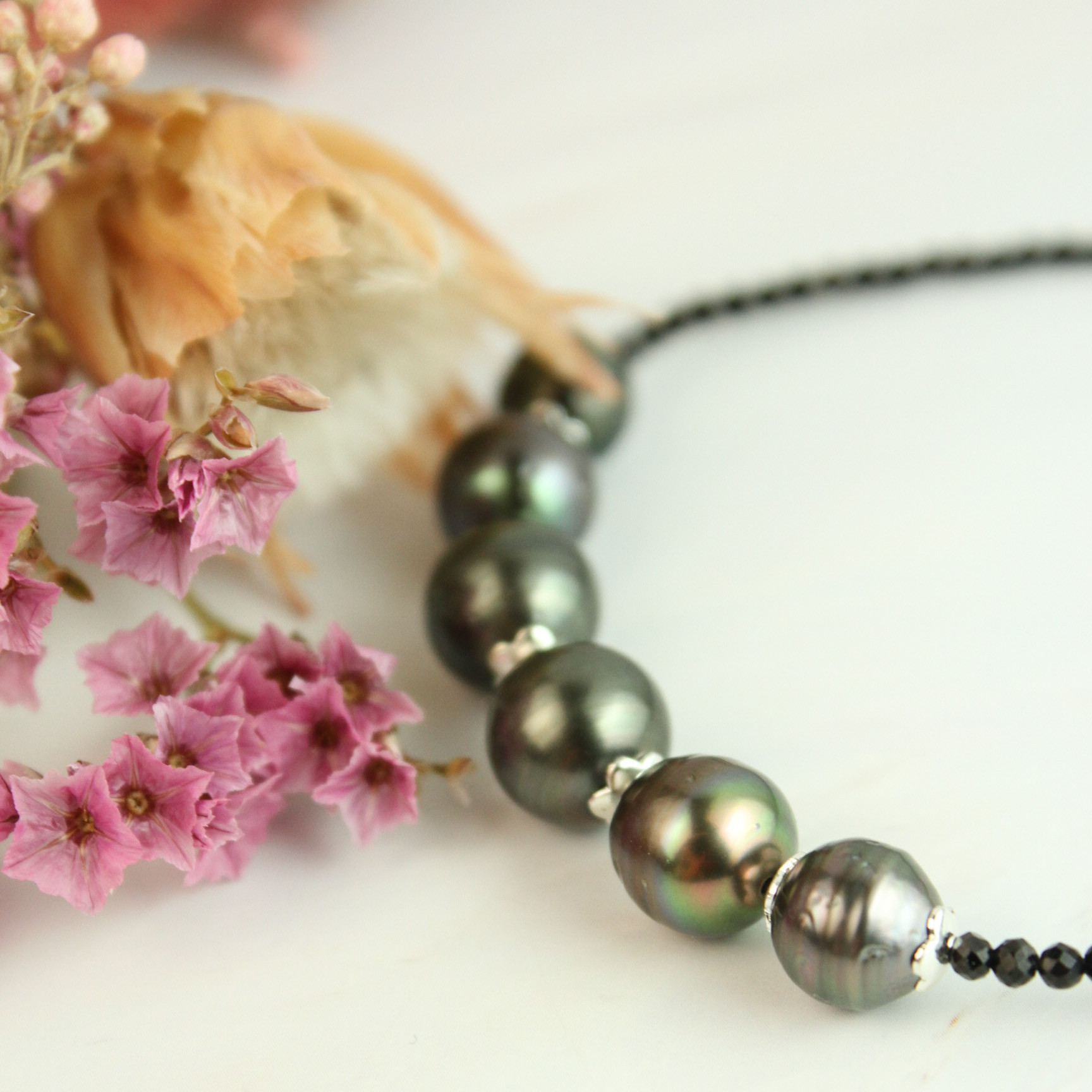 【天然色】黒蝶パール ブラックスピネル ネックレス