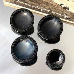 【送料無料】4個 1930年代 チェコ製 アンティーク ヴィンテージ 黒ガラスボタン 素材 [EY8500C] 4枚目の画像