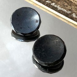 【送料無料】2個 1930年代 チェコ製 アンティーク ヴィンテージ 黒ガラスボタン 素材 [EY8500D] 1枚目の画像