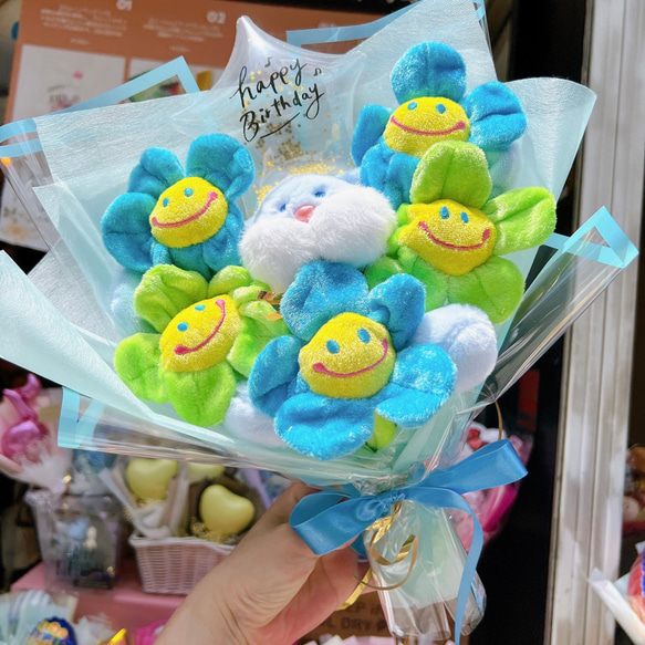 ラッピング夏ver❣️お花とうさぎさんのぬいぐるみ花束 ブルー