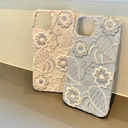ボタニカル刺繍　iPhoneケース 2枚目の画像