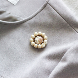 shellbutton×pearlビーズ刺繍ブローチ　écru 15枚目の画像