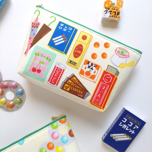 懐かしの駄菓子ポーチ マルチカラー ポーチ Gohobi Holic 通販