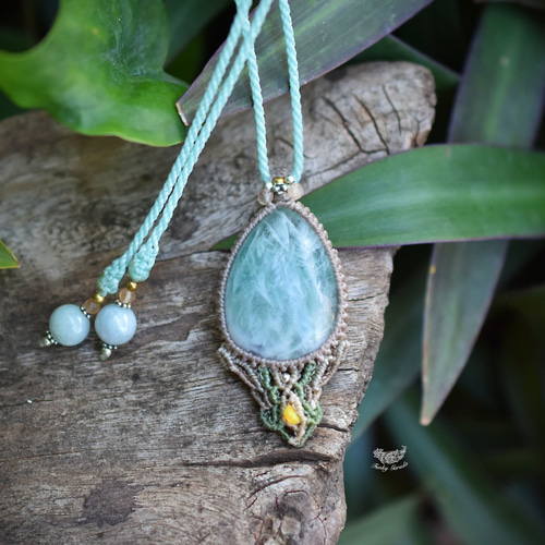 天国の羽根☆エンジェルフェザーフローライト マクラメネックレス979