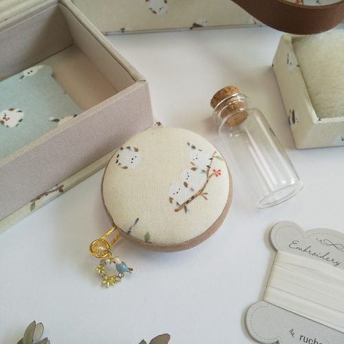 トランク型お裁縫箱とお裁縫道具のセット（ カルトナージュ