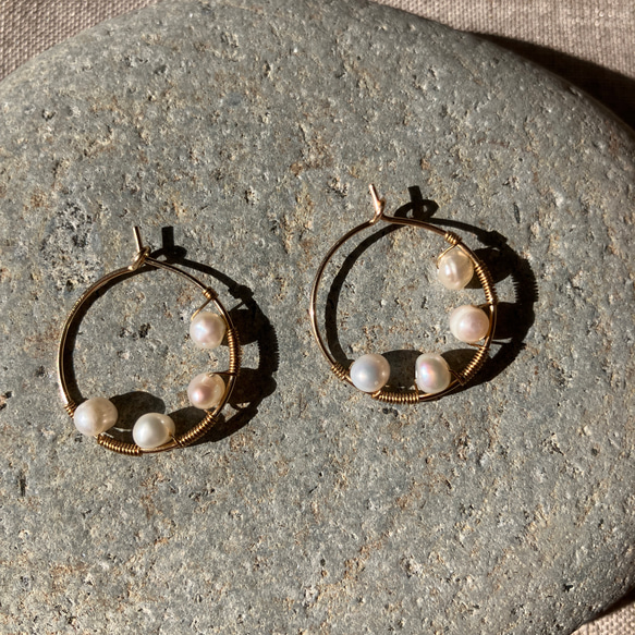 Freshwater Pearl Hoop Earrings 3枚目の画像
