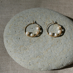 Freshwater Pearl Hoop Earrings 2枚目の画像