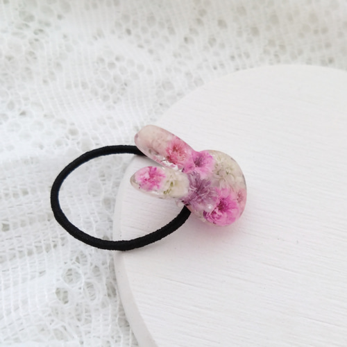 ヘアゴム キッズ ベビー うさぎ レジン ハンドメイド かすみそう ヘアゴム キッズ ベビー うさぎ レジン ハンドメイド かすみそう