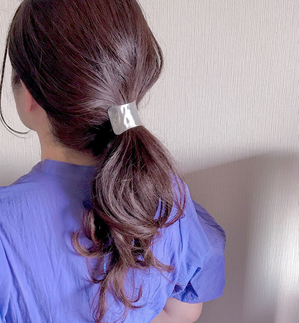 再販 お待たせしました つや消し スクエア メタル ヘアゴム 4枚目の画像